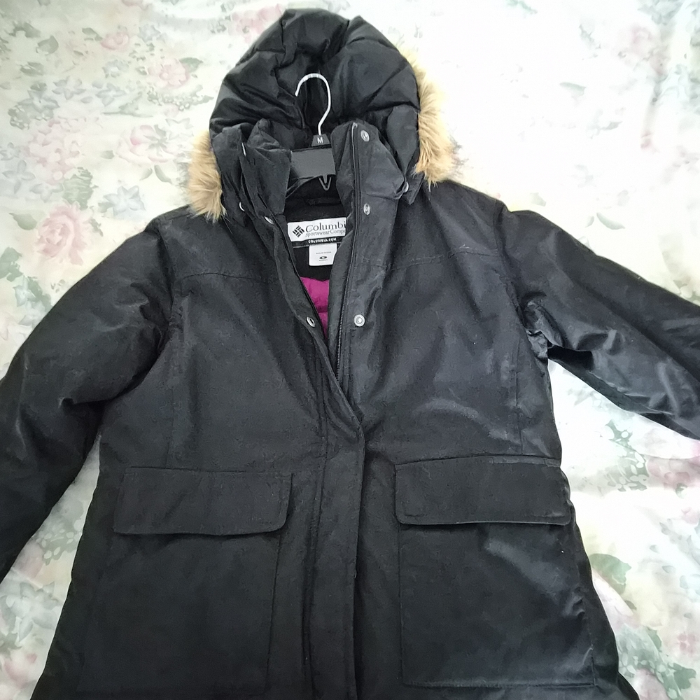 Columbia Women's Black Puffer Down Jacket with Faux Fur Trim
